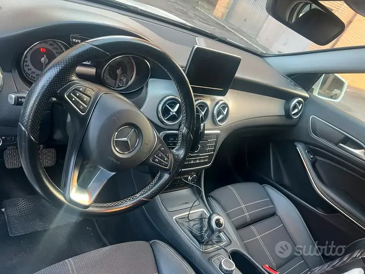 Mercedes-Benz Gla 2015 photo 4