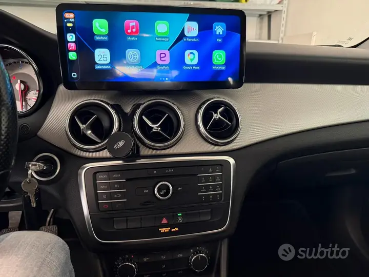 Mercedes-Benz Gla 2015 photo 2