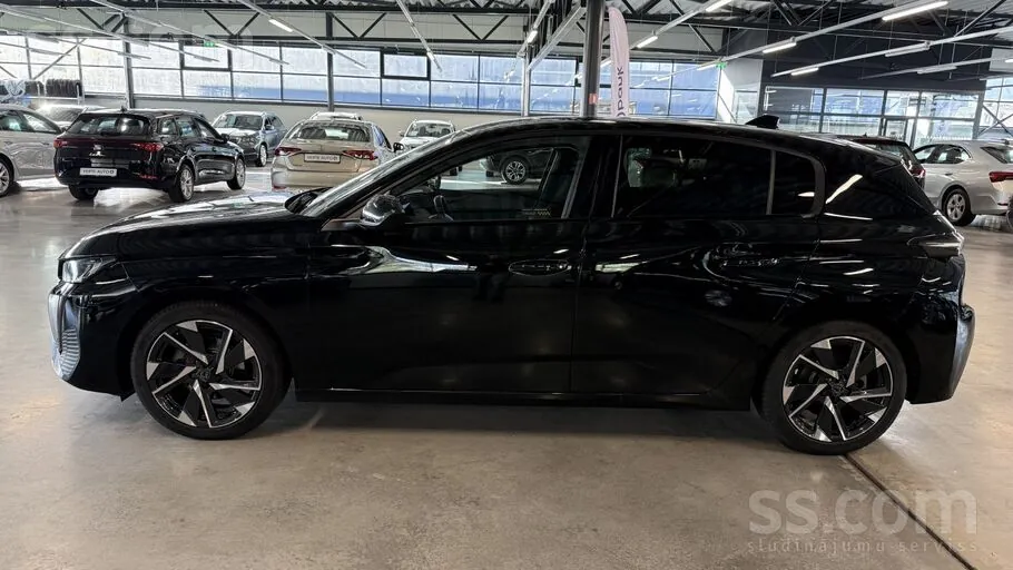 Peugeot 308 2024 photo 2