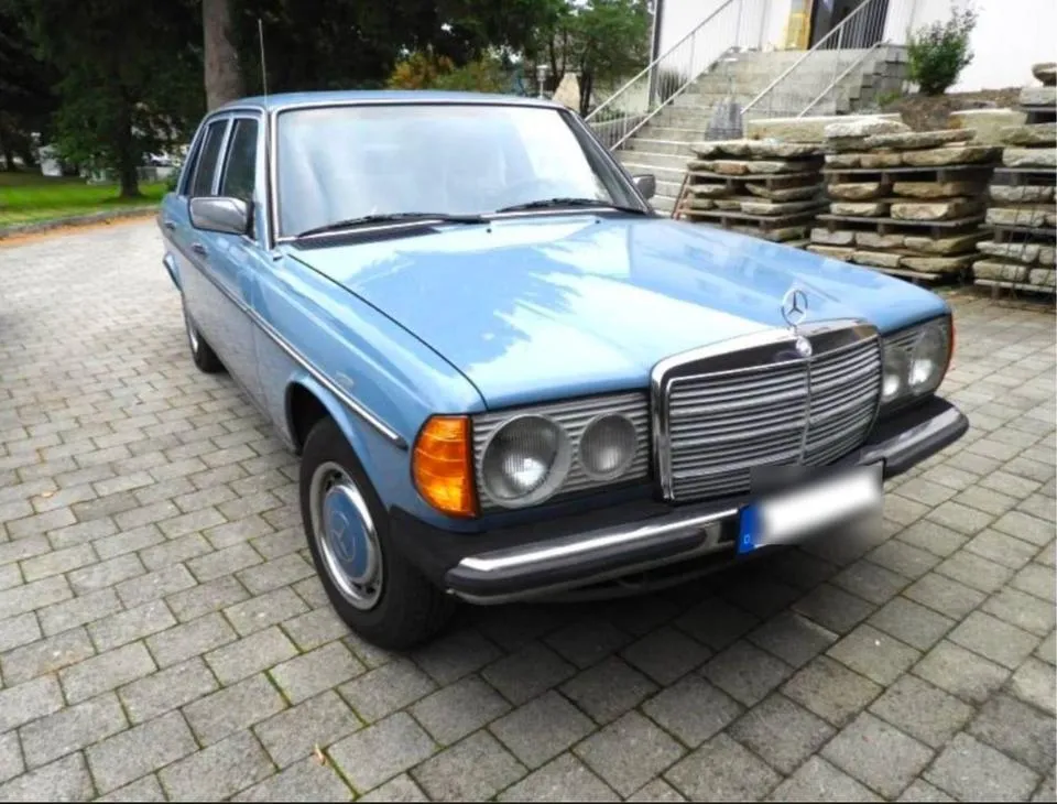 Mercedes-Benz 300