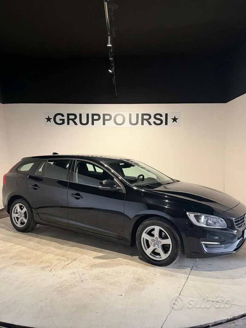 Volvo V60 2015 photo 2