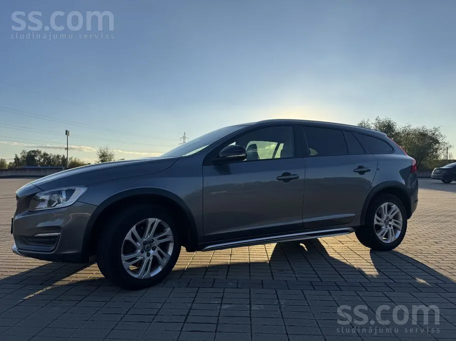 Volvo V60 2016 photo 3