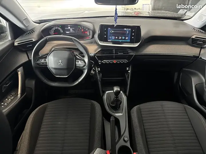 Peugeot 2008 2020 photo 3