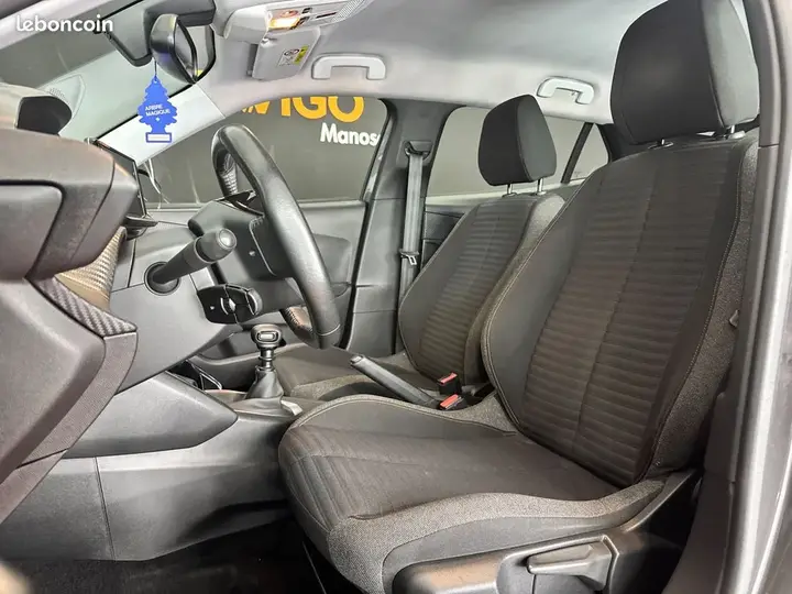 Peugeot 2008 2020 photo 5