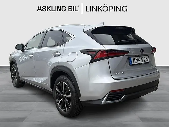 Lexus Nx300H 2018 photo 2