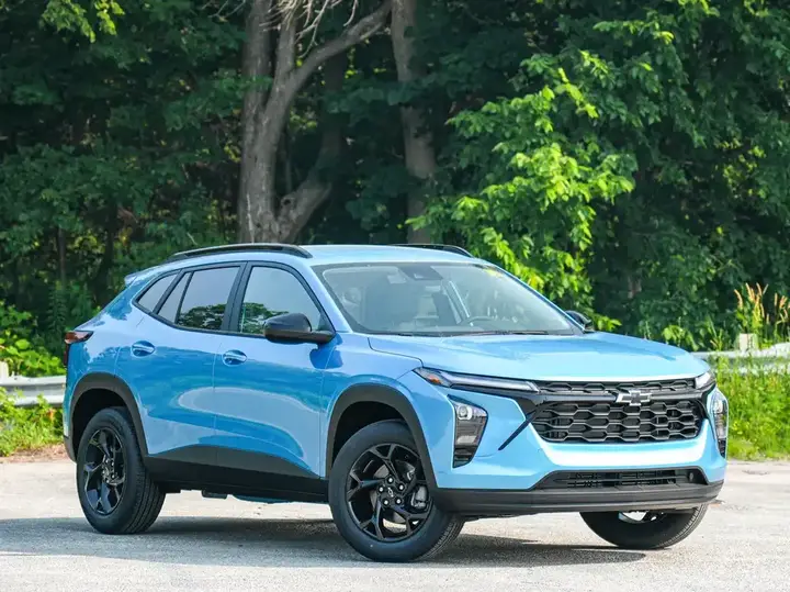 Chevrolet Trax 2026 photo 2