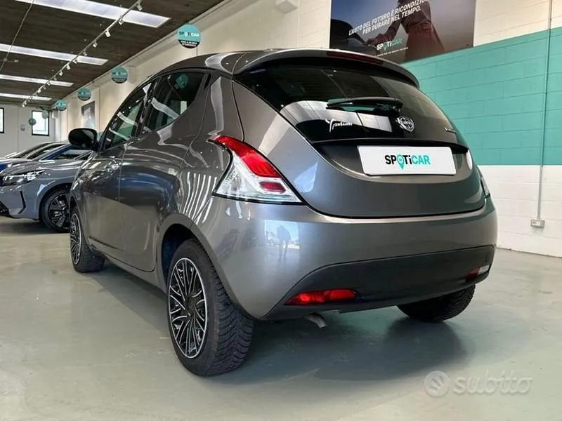 Lancia Ypsilon 2022 photo 3