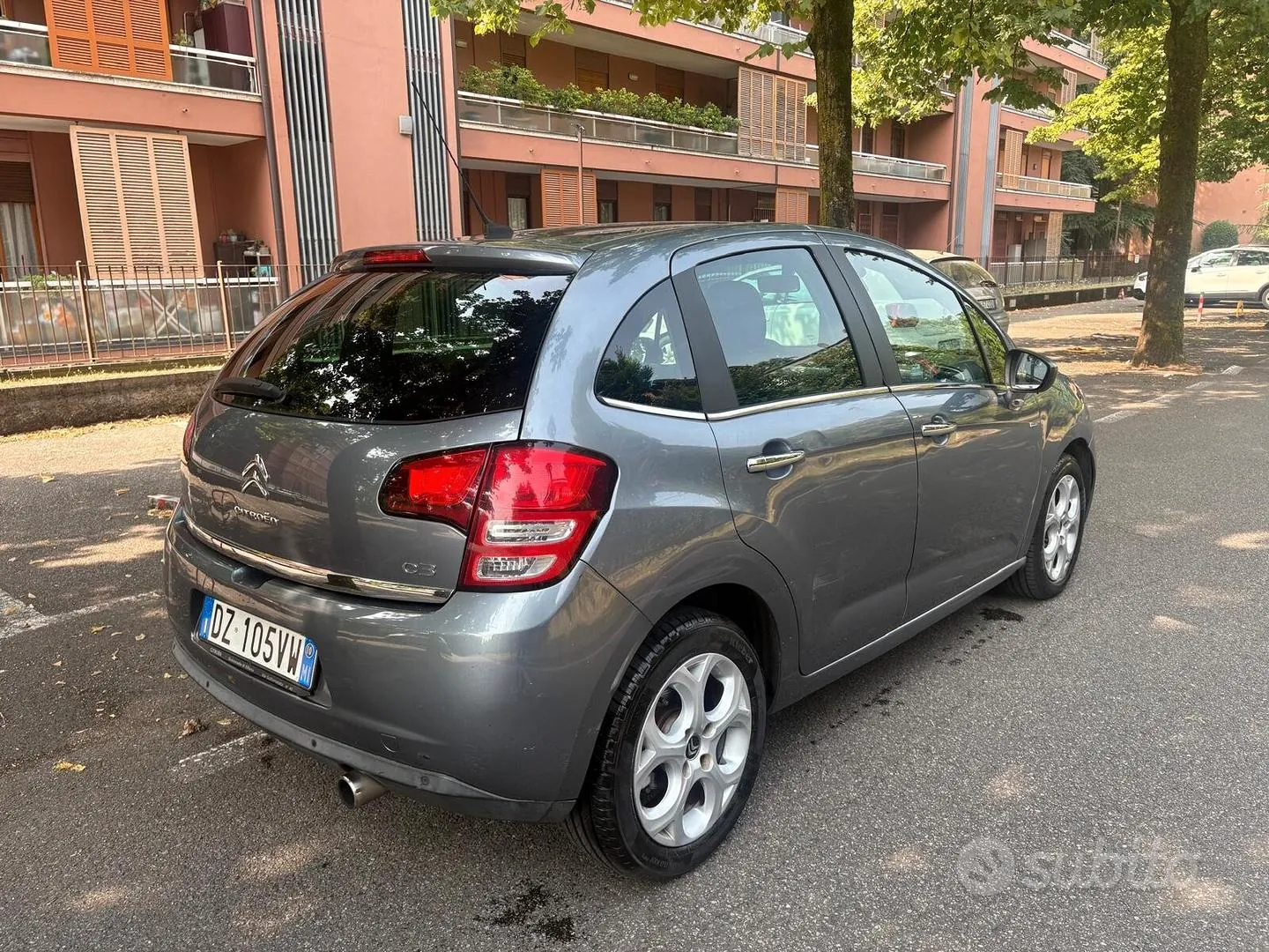 Citroen C3 2010 photo 2