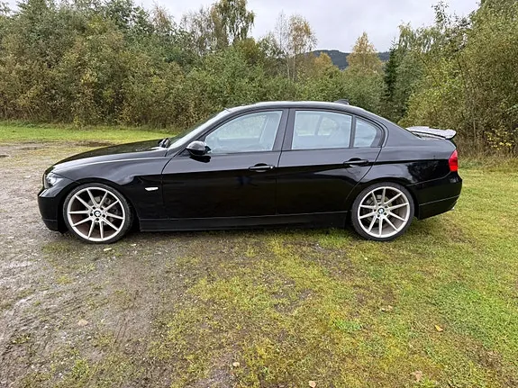 BMW 318D 2007 photo 3