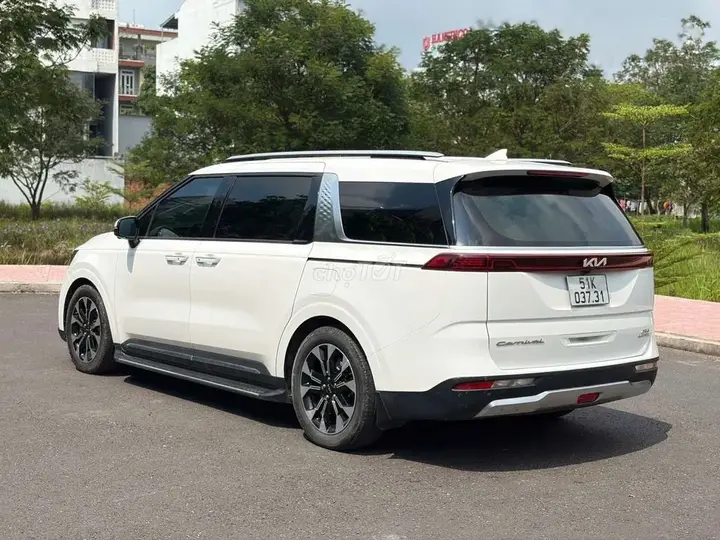 Kia Carnival 2021 photo 5