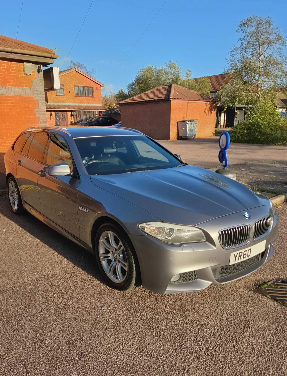 BMW 5 Series 2010 photo 5