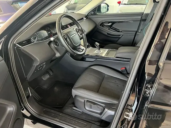 Land Rover Range Rover Evoque 2020 photo 5
