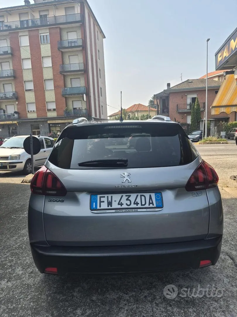 Peugeot 2008 2019 photo 5