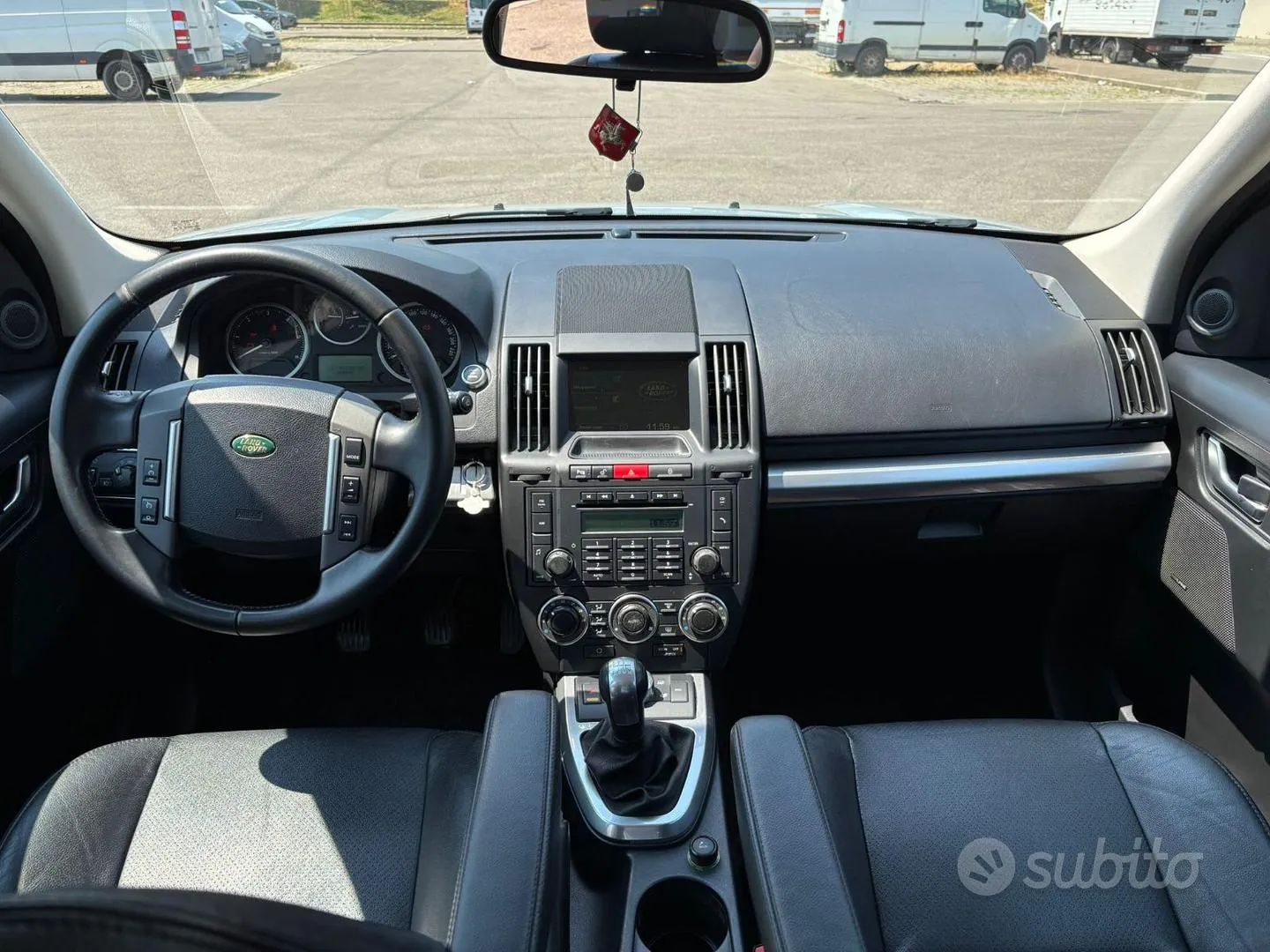 Land Rover Freelander 2 2009 photo 4