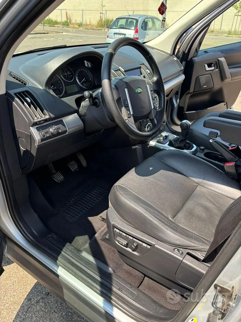 Land Rover Freelander 2 2009 photo 5