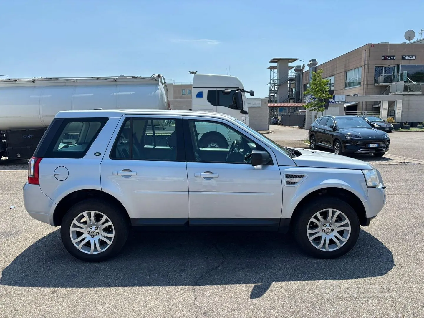 Land Rover Freelander 2 2009 photo 3
