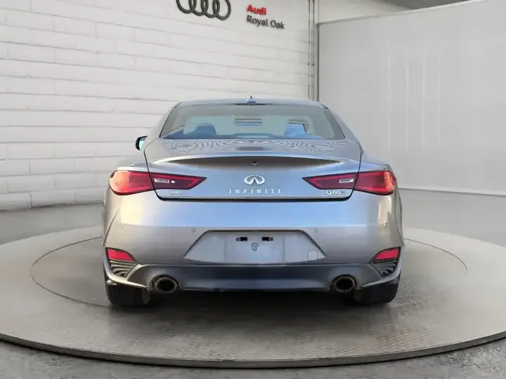 Infiniti Q60 2017 photo 4