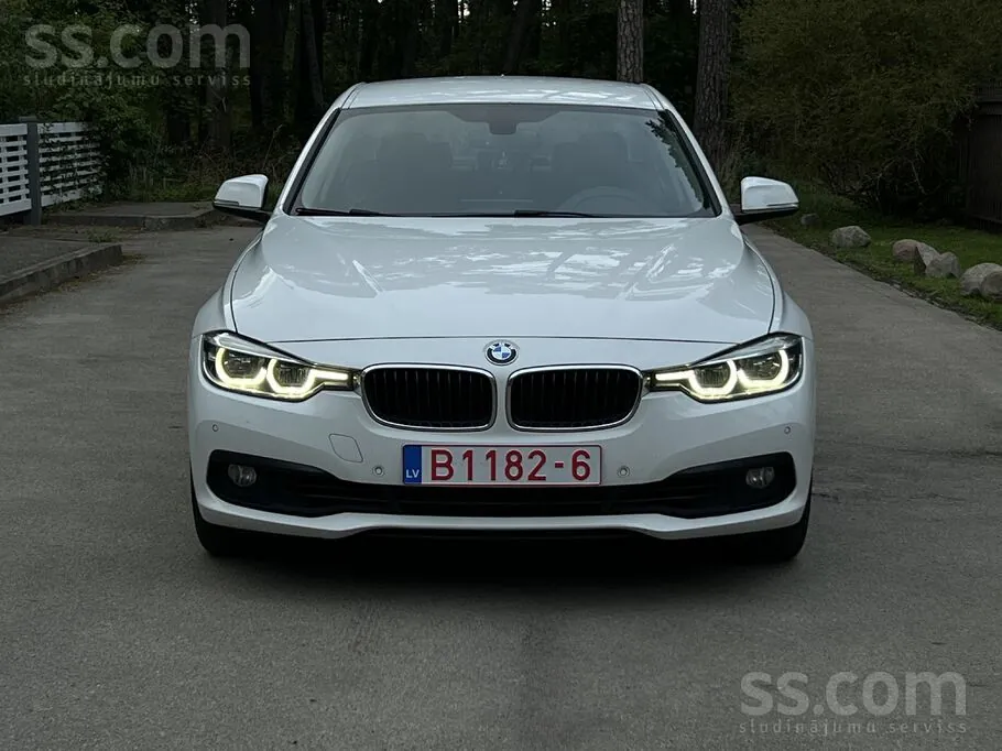 BMW 330