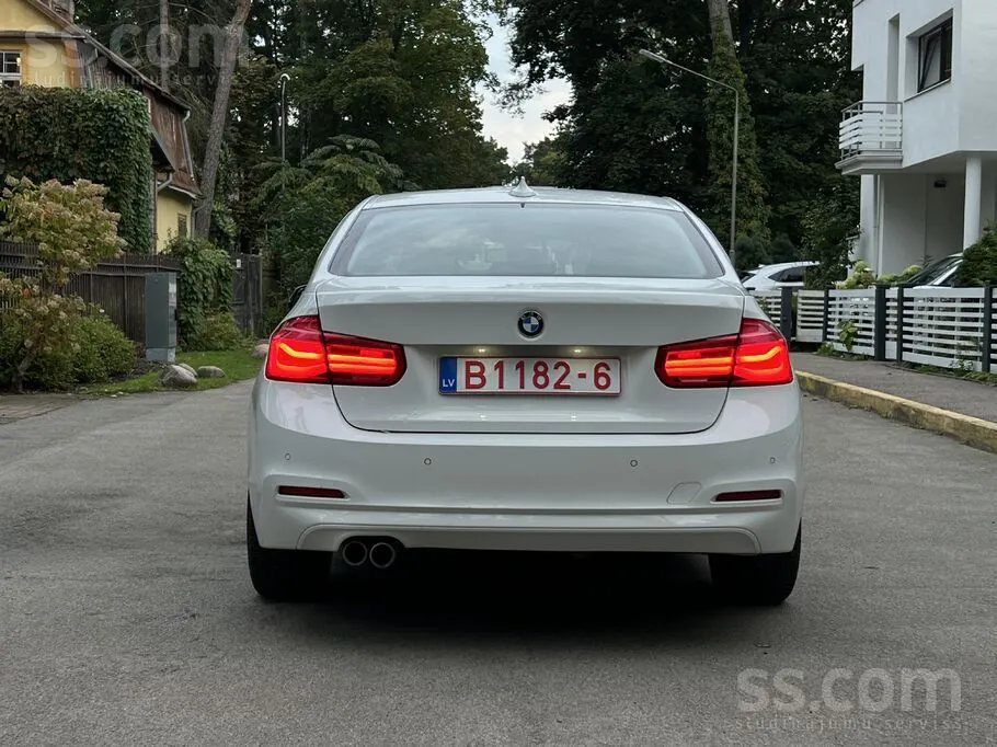 BMW 330 2016 photo 5