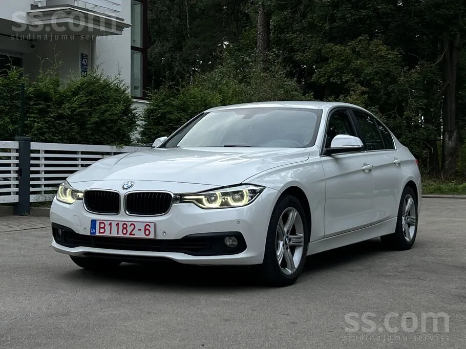 BMW 330 2016 photo 2