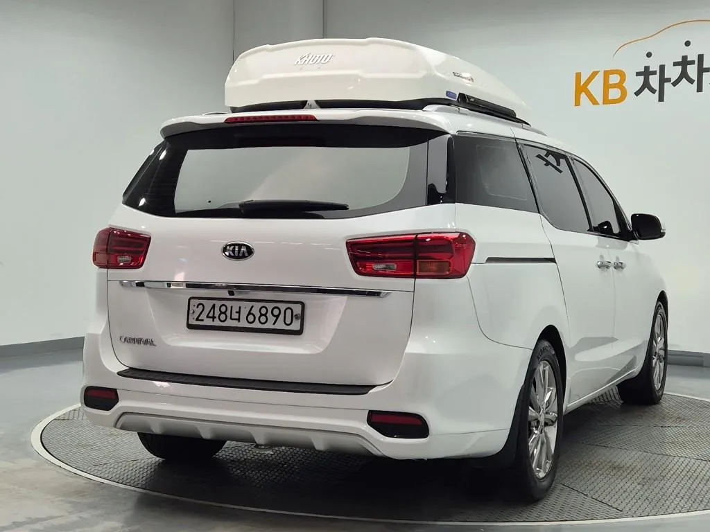 Kia Carnival 2020 photo 3