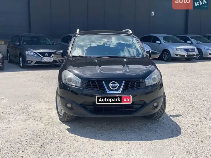 Nissan Qashqai 2011 photo 2