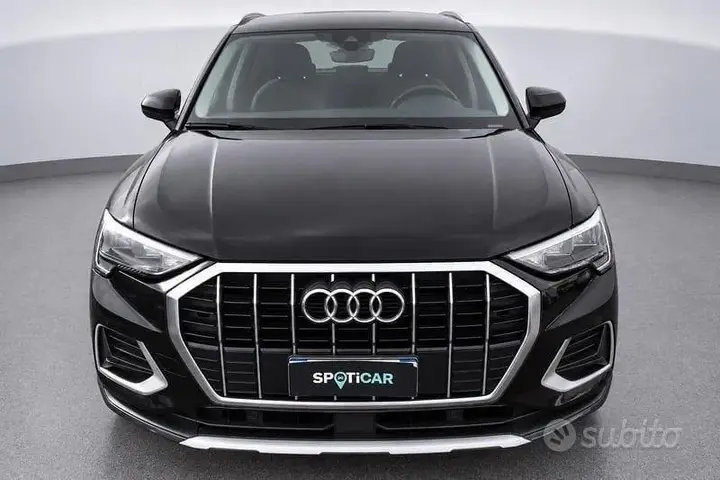 Audi Q3 2021 photo 2