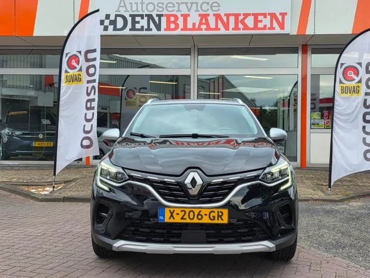 Renault Captur 2023 photo 2
