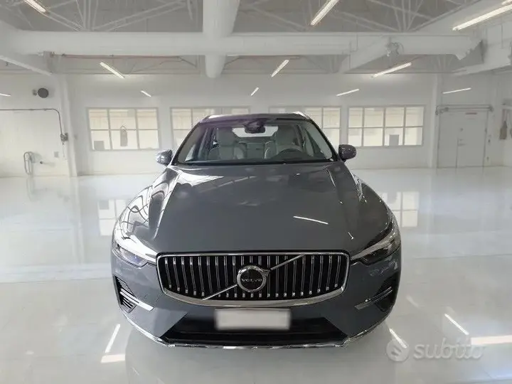 Volvo Xc60 2023 photo 2