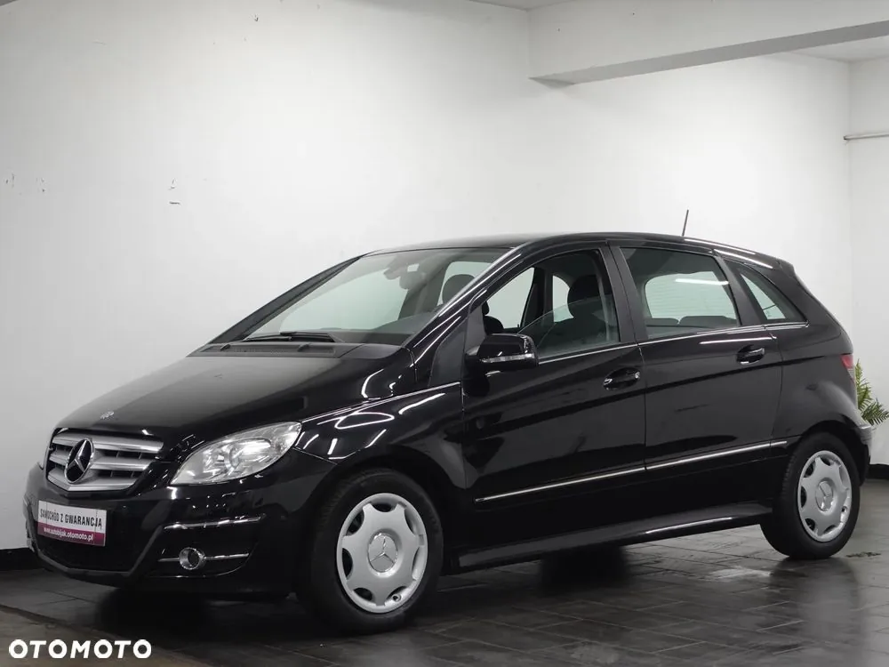 Mercedes-Benz B-Class 2011 photo 3