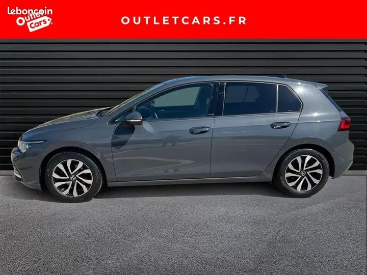 Volkswagen Golf 2022 photo 2