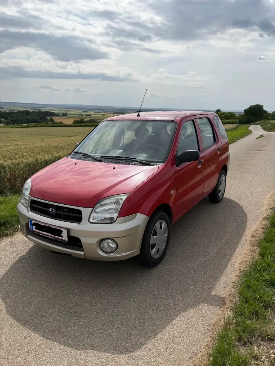 Subaru Justy 2003 photo 2