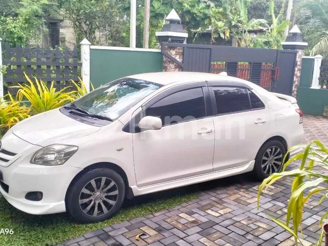 Toyota Belta 2008 photo 5