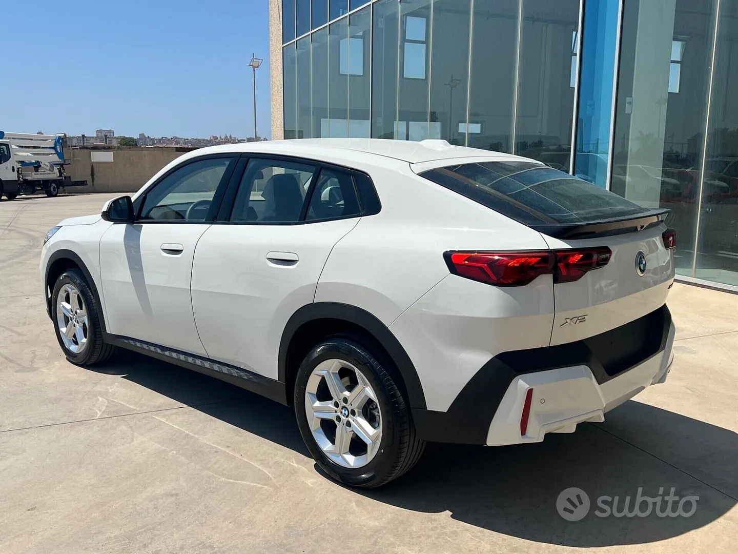 BMW X2 photo 3
