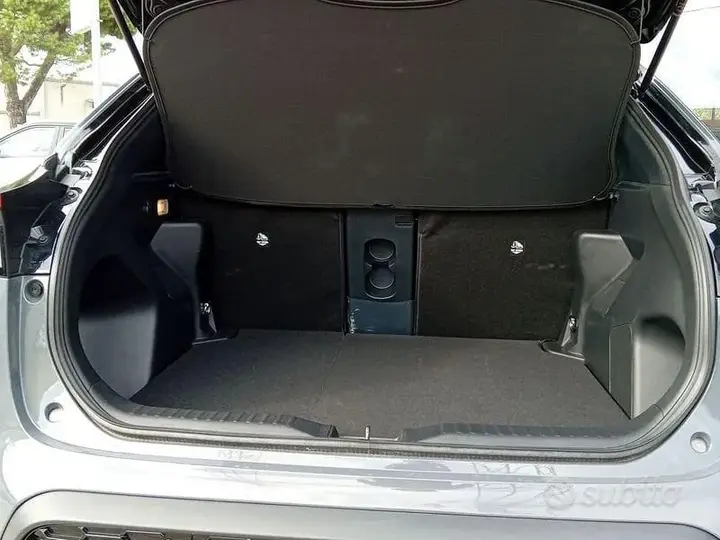 Toyota Yaris Cross 2025 photo 5