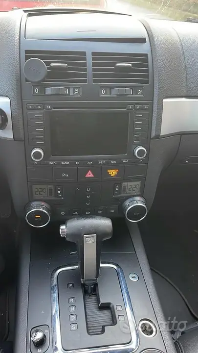 Volkswagen Touareg 2006 photo 5