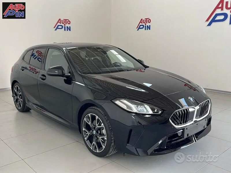BMW 1 Series 2026 photo 3