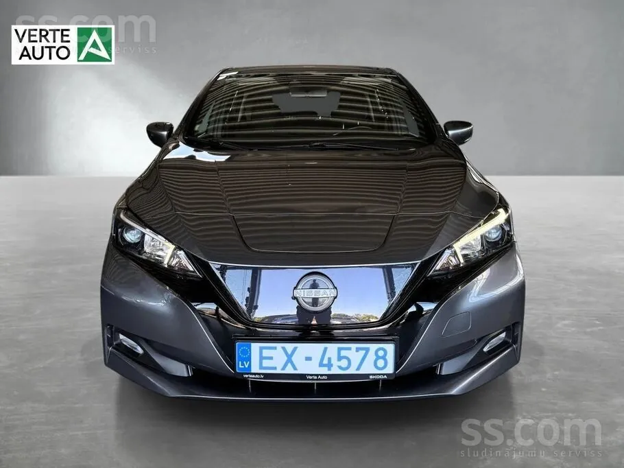 Nissan Leaf 2022 photo 2