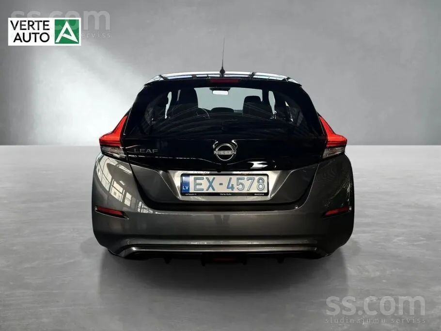 Nissan Leaf 2022 photo 5