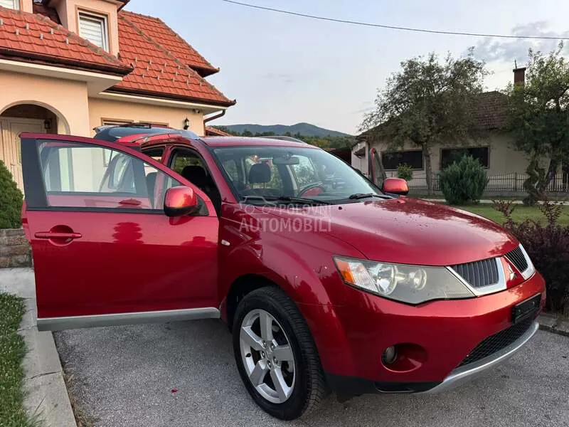 Mitsubishi Outlander 2008 photo 2