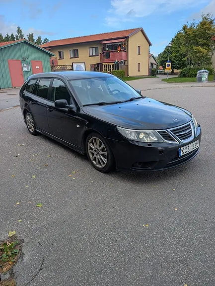 Saab 9-3 2010 photo 4