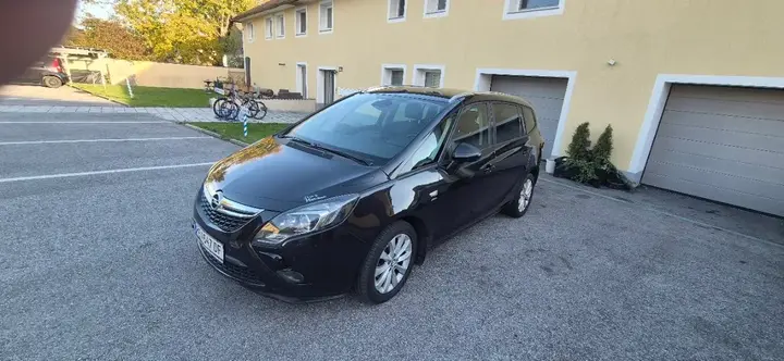 Opel Zafira Tourer