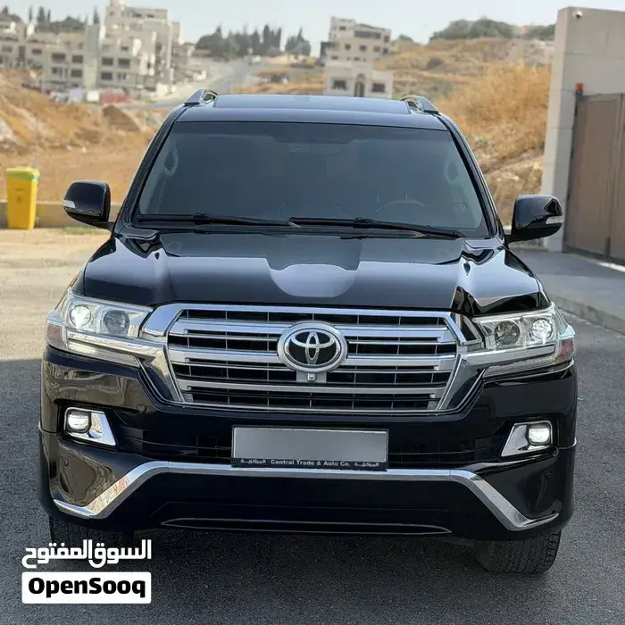 Toyota Land Cruiser 2016 photo 2