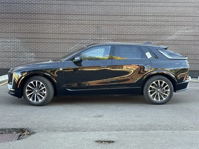 Cadillac Lyriq 2027 photo 3