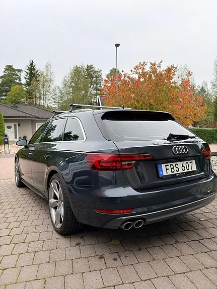 Audi A4 2018 photo 2