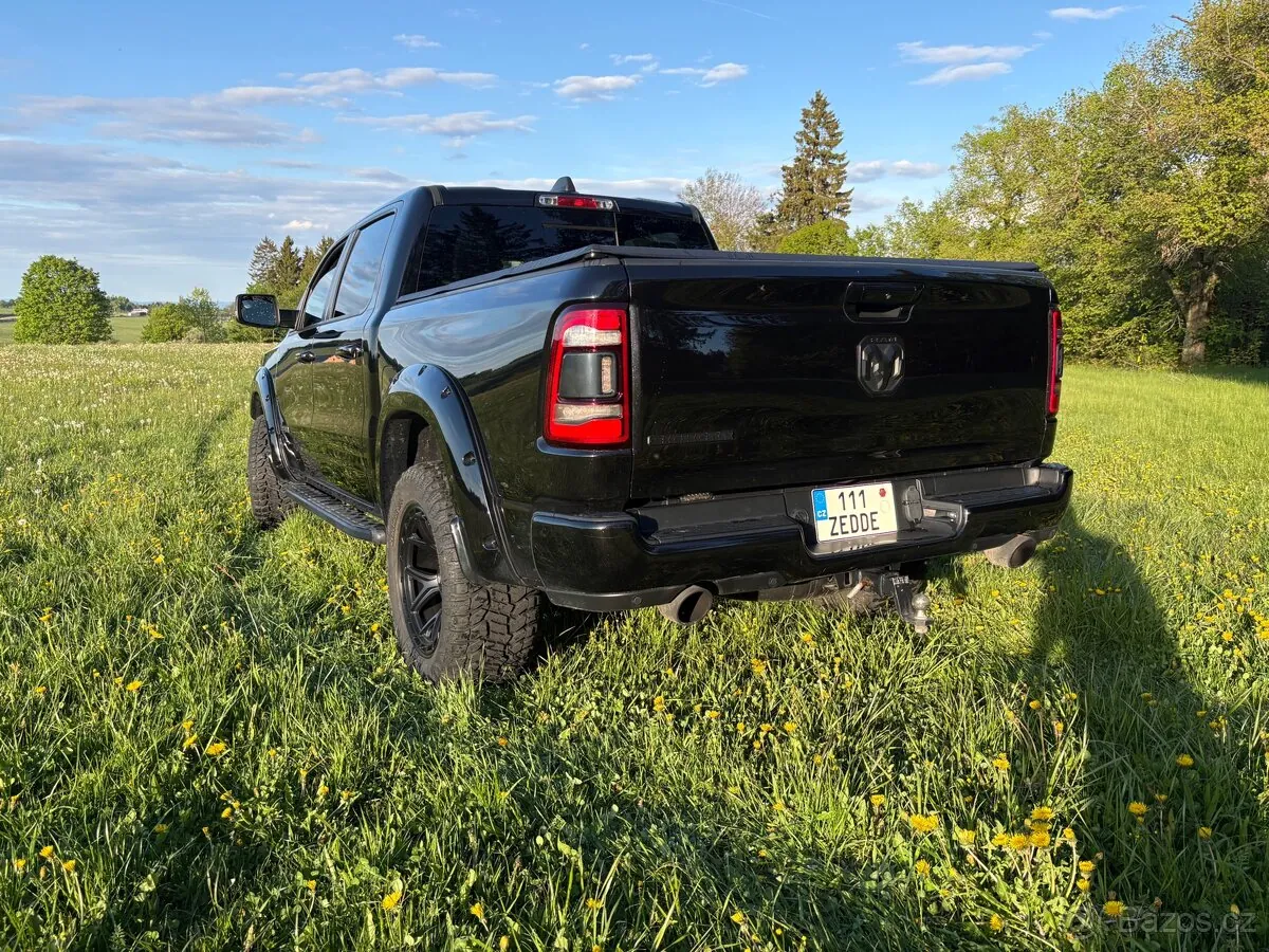 Ram 1500 Crew Cab 2019 photo 3