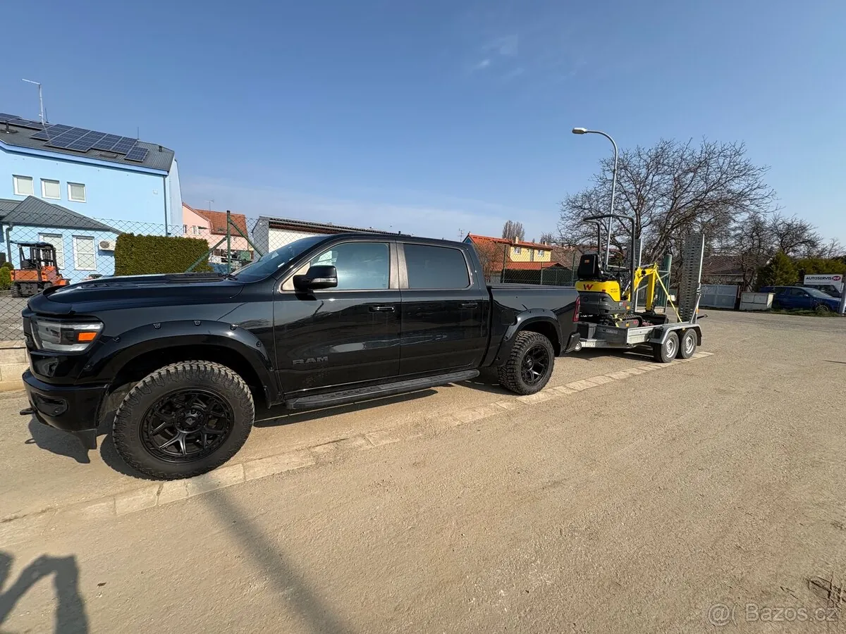 Ram 1500 Crew Cab 2019 photo 5
