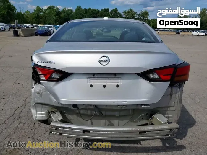 Nissan Altima 2020 photo 2