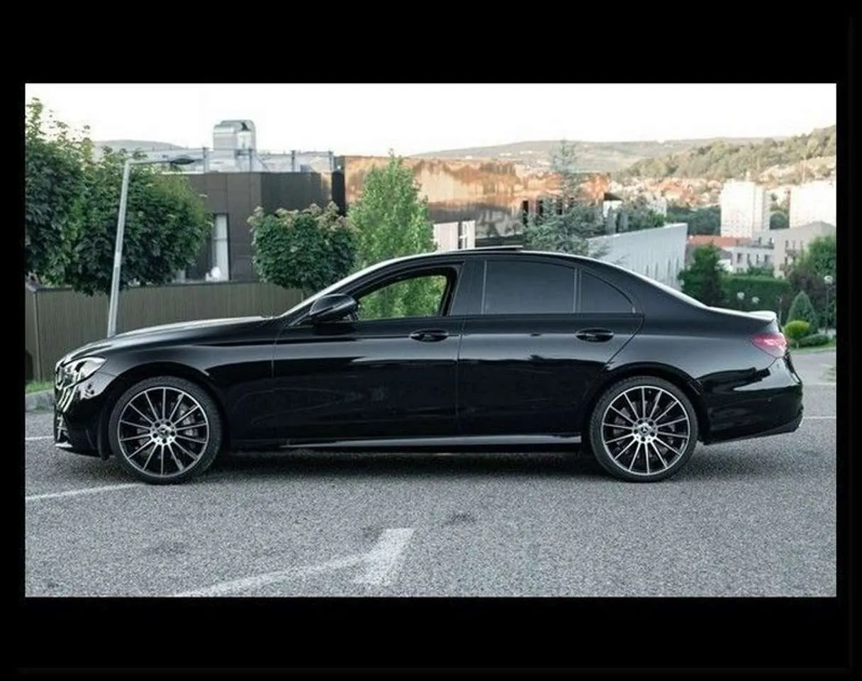 Mercedes-Benz E 220 D 2023 photo 5