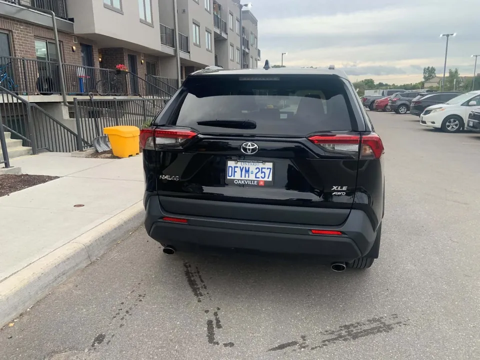 Toyota Rav4 2023 photo 3